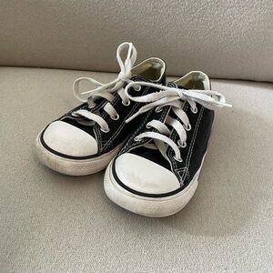 Converse Chuck Taylor All Star Low Top Sneakers